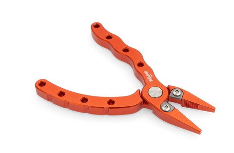 Umpqua River Run Trout Plier With Sheath